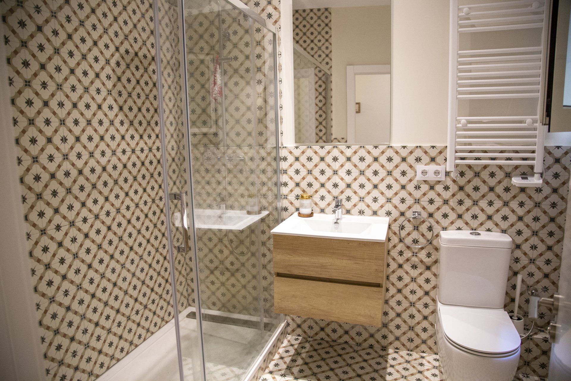 BCNLIP accommodation bathroom