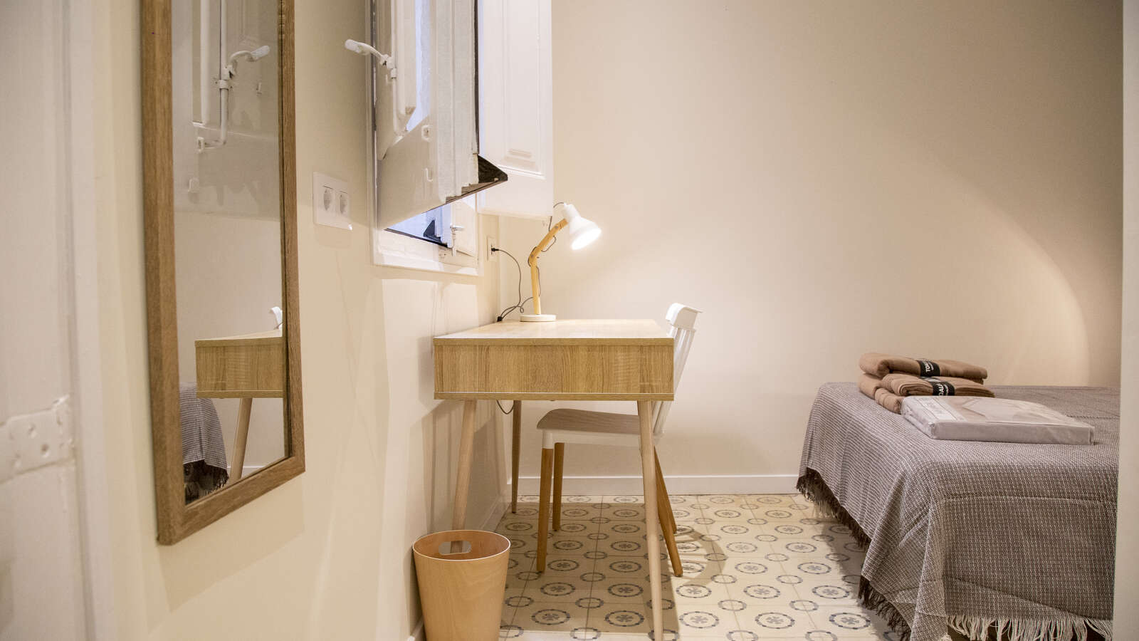 Piso BCNLIP · Barrio Gótico · habitación 8